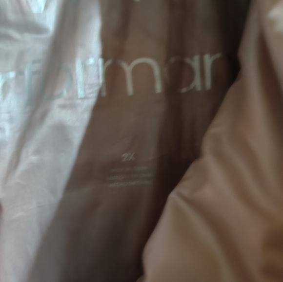 Calvin Klein Performance Women’s Puffer Pink & Black Vest Size 2X Pre-owned - Picture 3 of 7